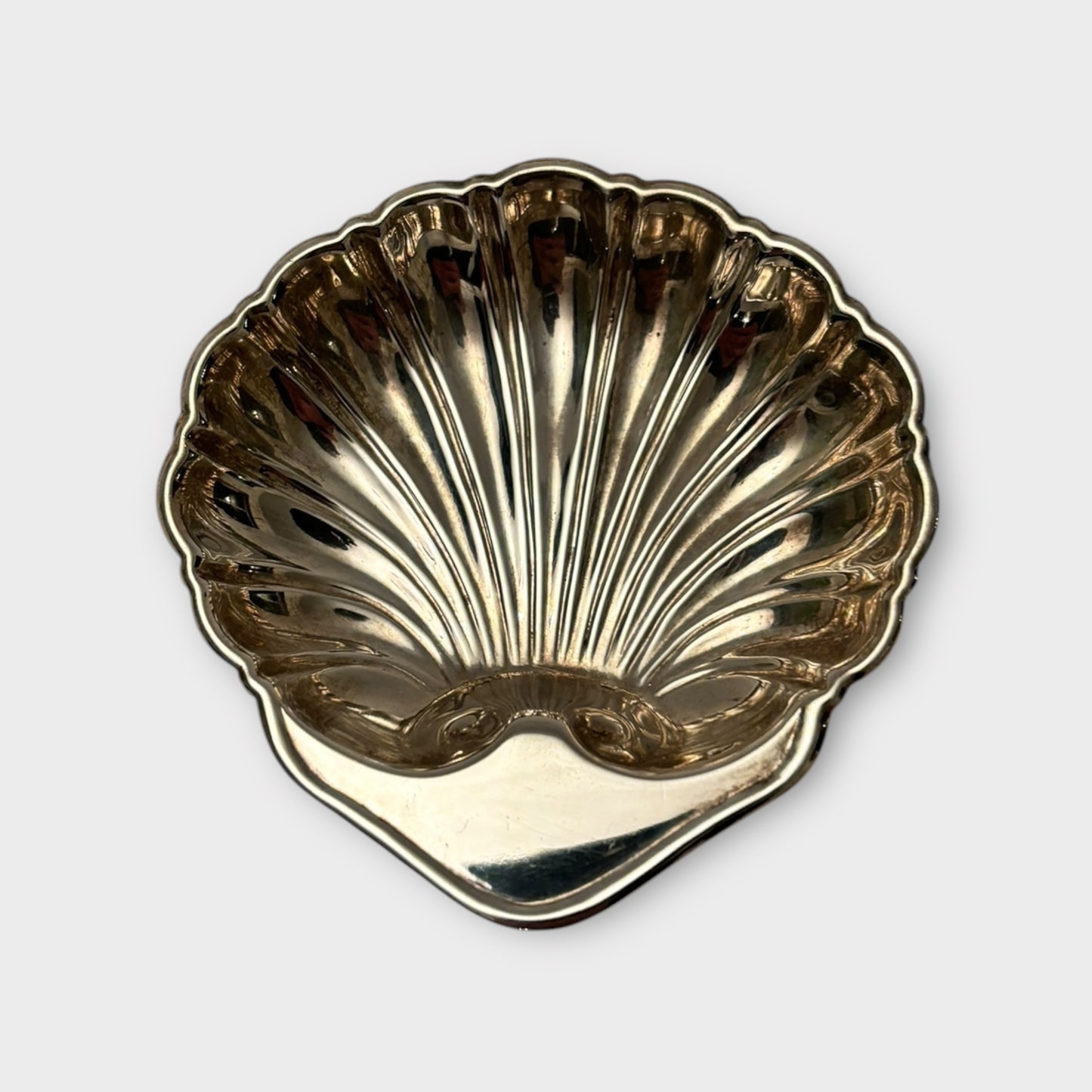 Revere Silver Co. Sterling Shell Dish (Sterling 161)